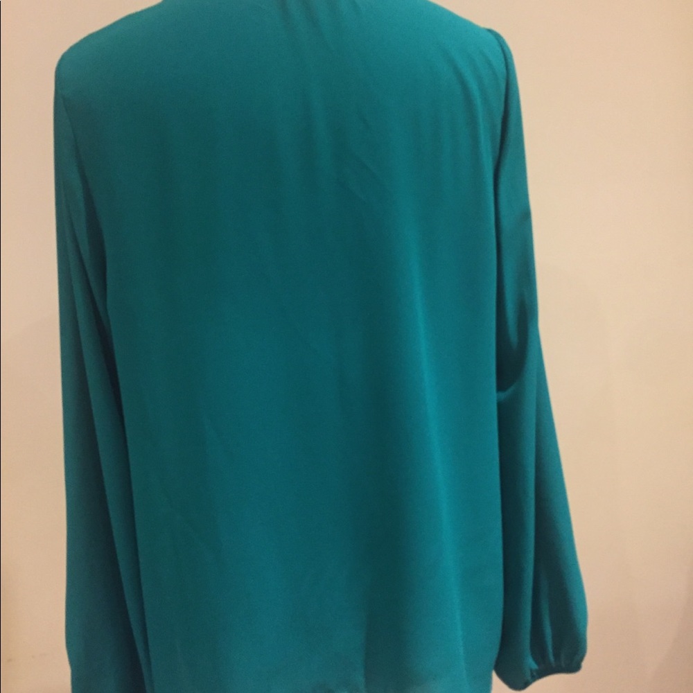 Blouse - Picture 3 of 4